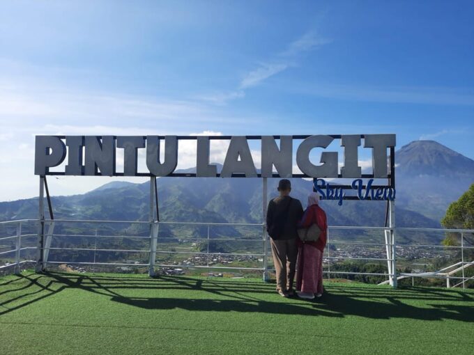 FROM SEMARANG: TRIP TO DIENG SUNRISE/CRATER/COLOR LAKE VIEW - Customer Reviews