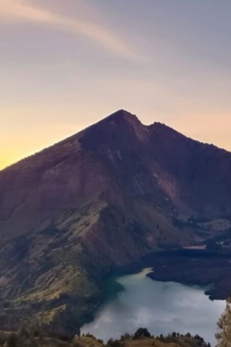 From Senaru: Mount Rinjani Trekking Tour 2 Days - Private Group Options