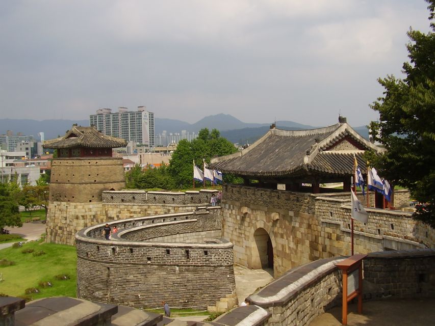 From Seoul: Suwon Hwaseong Fortress and Folk Village Tour - Inclusions and Exclusions
