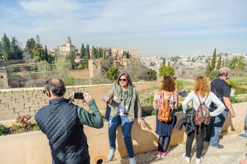 From Seville: Granada Day Trip Alhambra and Albaycin - Albaycin Neighborhood