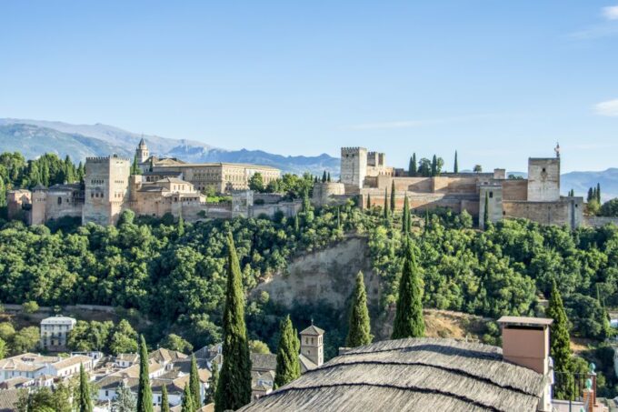 From Seville: Granada Day Trip With Alhambra and Albaicín - Tour Features and Inclusions