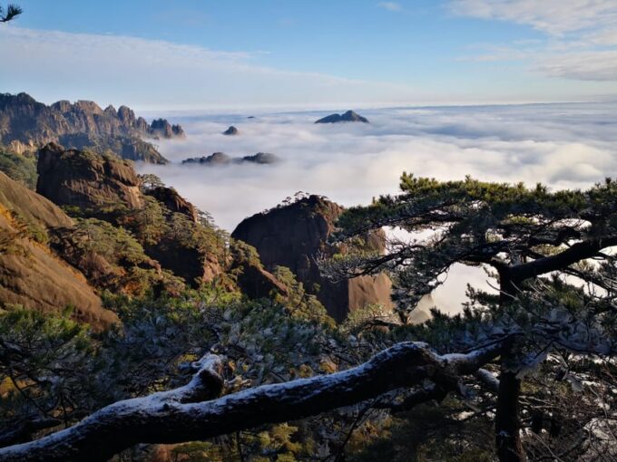 From Shanghai: 3-Day Private Huangshan Mount Tour& Peak Stay - Accommodation and Dining
