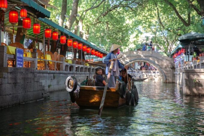 From Shanghai: Private Zhujiajiao Tour With Boat Ride - Exploring Zhujiajiao Water Town