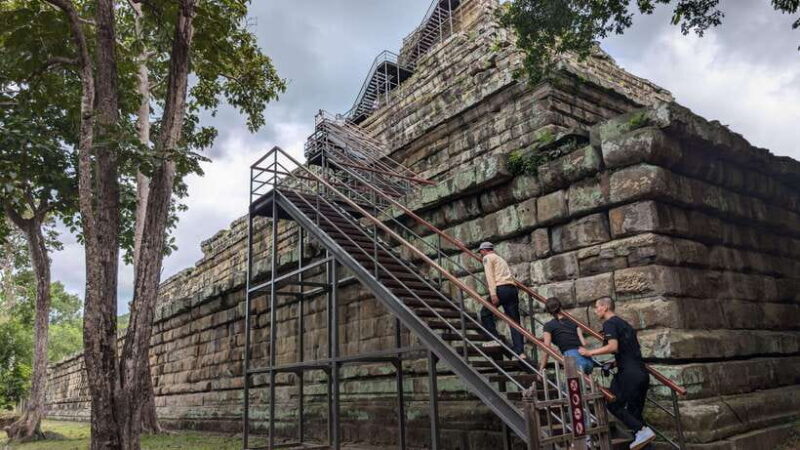 From Siem Reap: Koh Ker and Beng Mealea Private Day Tour - Visiting Beng Mealea