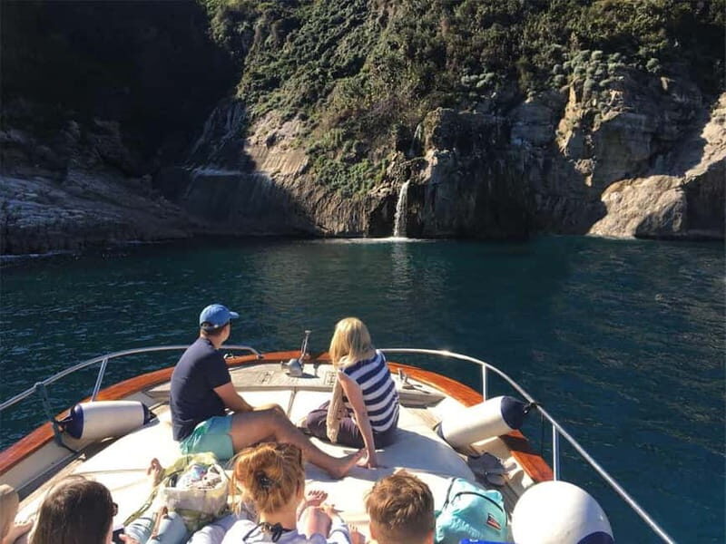 From Sorrento: 3hrs Sunset tour on shared boat - Key Points