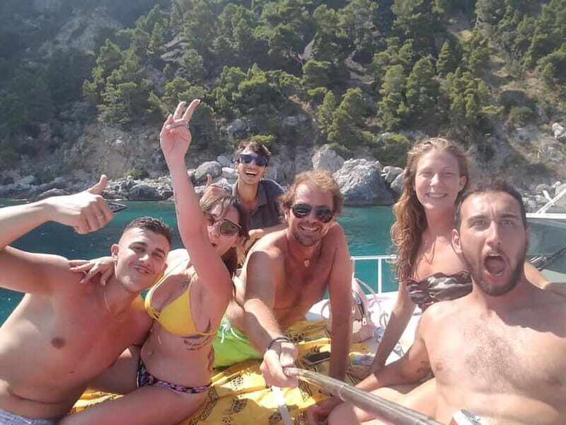 From Sorrento: boat tour to Capri - full day - FAQ Section