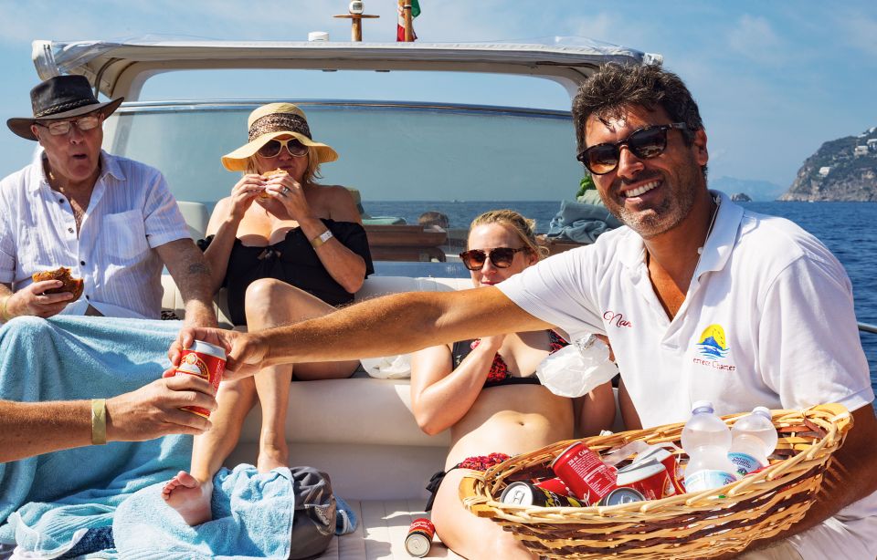 From Sorrento: Boat Tour to Capri With Prosecco and Lunch - Key Points