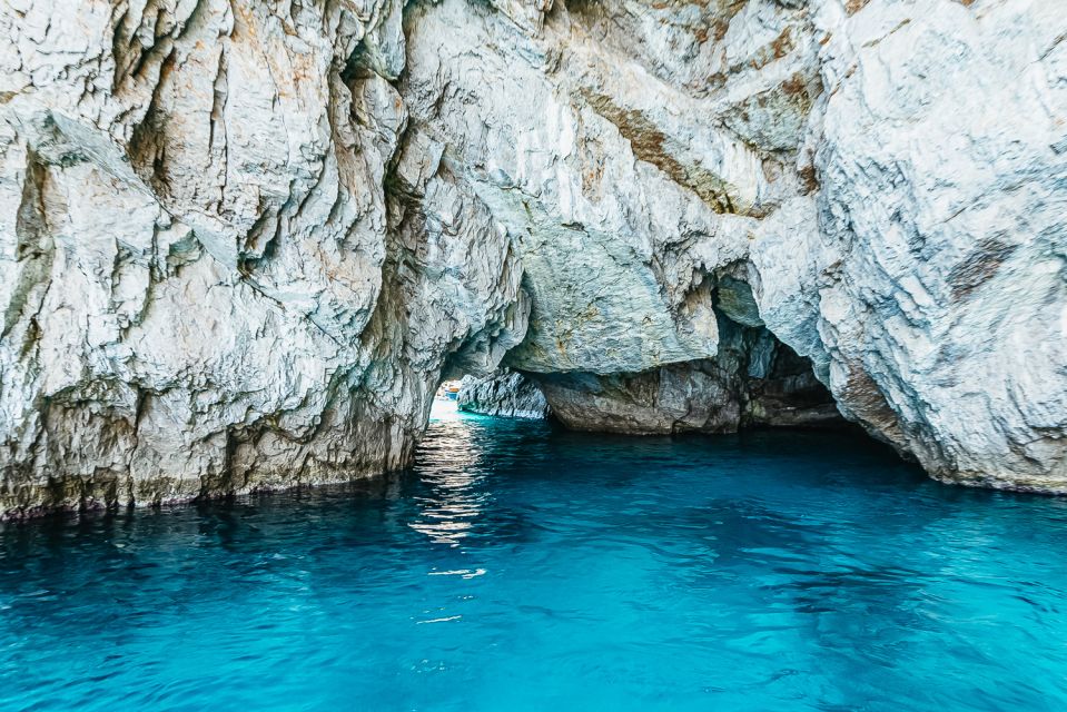 From Sorrento: Capri Guided Boat Tour - Discovering Capris Natural Wonders