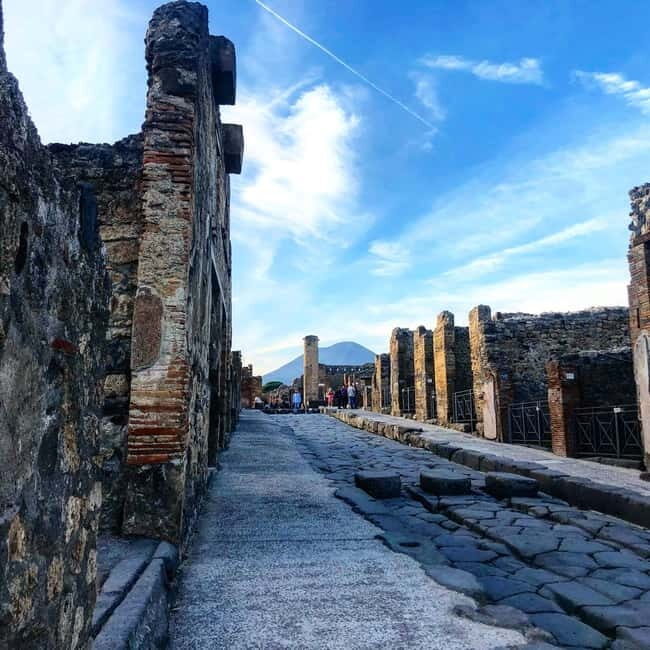From Sorrento: Pompeii Guided Tour with Skip the Line - The Value of This Experience