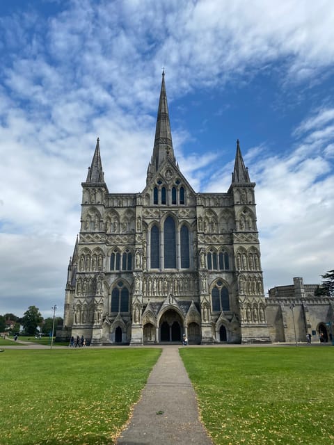 From Southampton: Stonehenge & Salisbury Private Day Trip - An In-Depth Look at the Tour