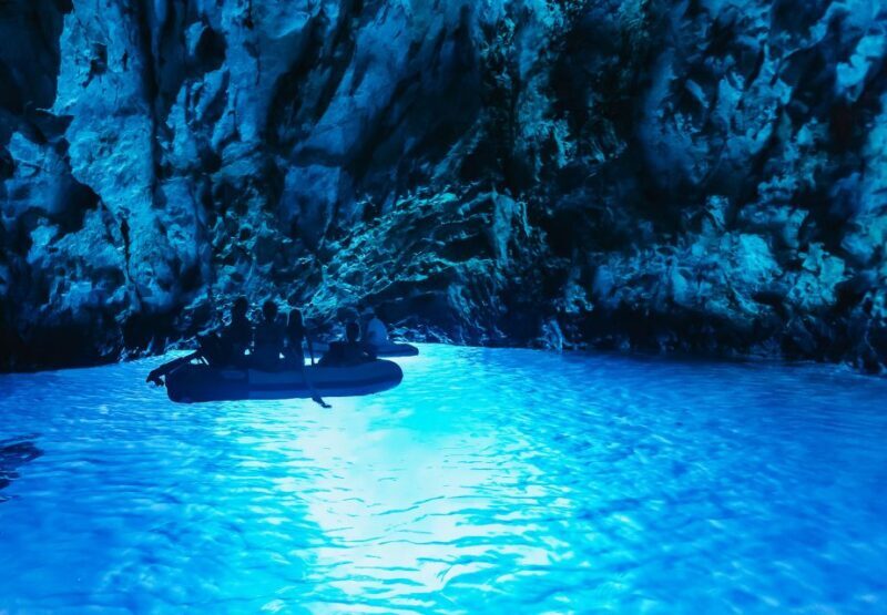 From Split: Blue Cave & 5 Islands with Vis & Hvar Boat Tour - Key Points