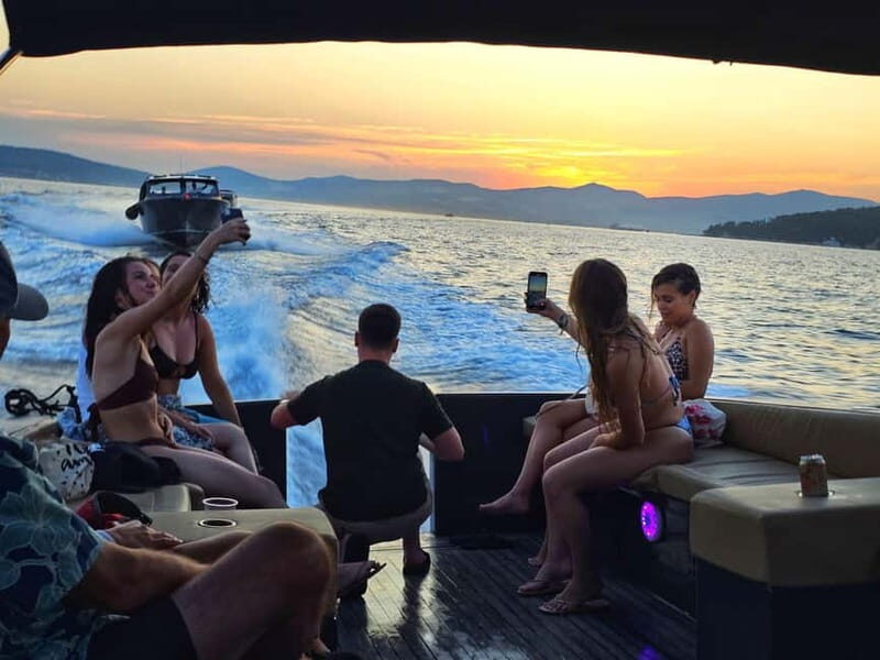 From Split: Sunset Powerboat Cruise with Unlimited Drinks - Price & Value Analysis