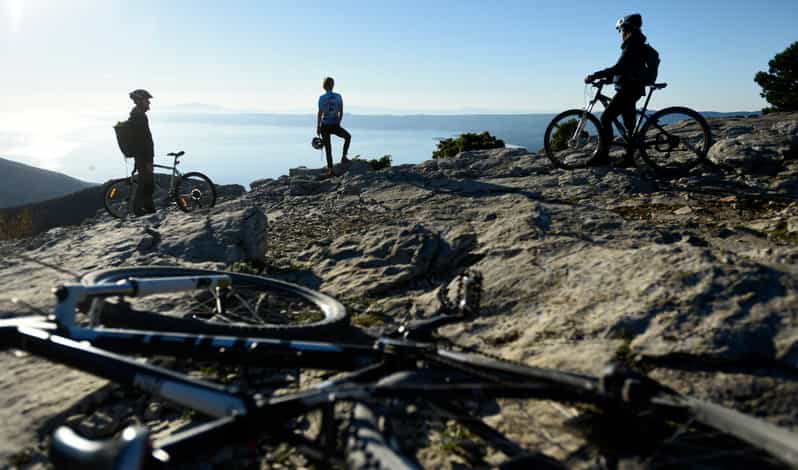From Supetar & Postira: Vidova Gora to Dol Biking Tour - Itinerary Highlights
