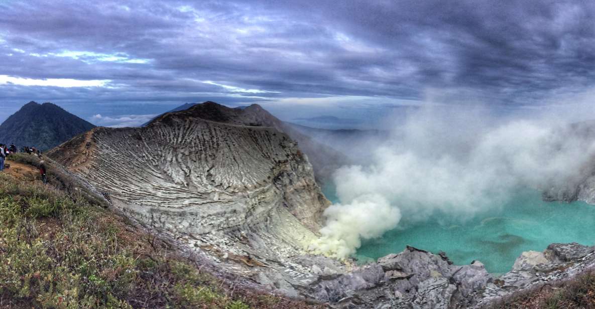 From Surabaya: 2 Day 1 Night Mount Bromo and Ijen Tour - Sunrise at Mount Pananjakan