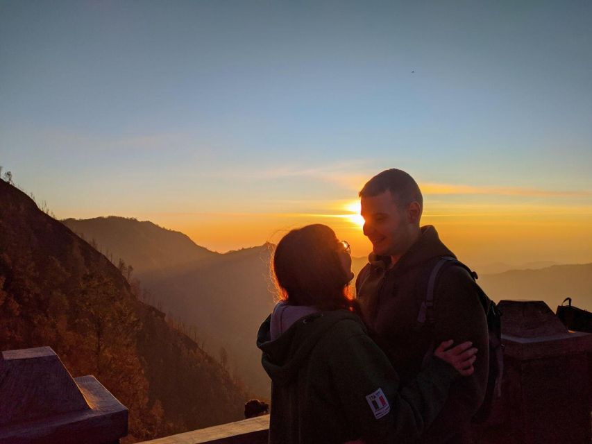 From Surabaya or Malang: Bromo, Madakaripura, Ijen 3D - Transportation