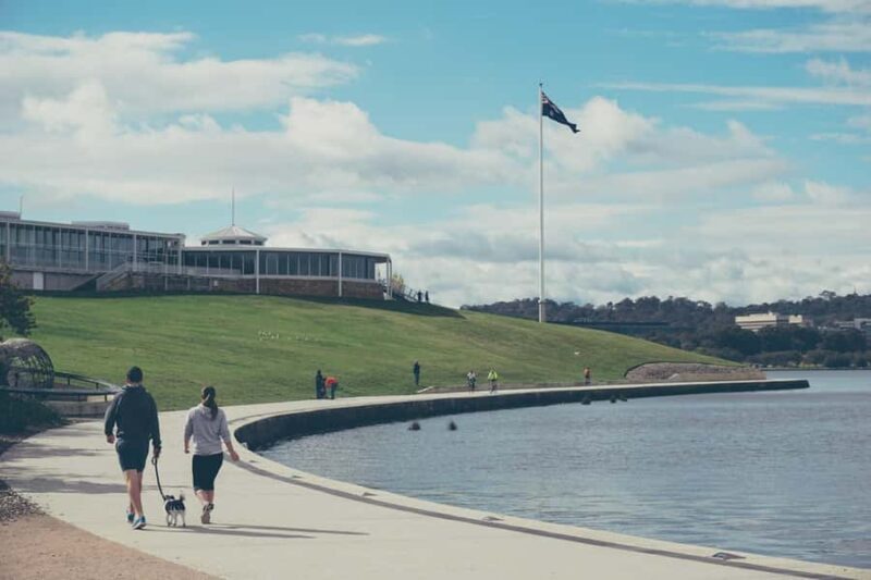 From Sydney: Canberra Day Trip with Guided Tours - Experience Breakdown: A Closer Look at the Highlights