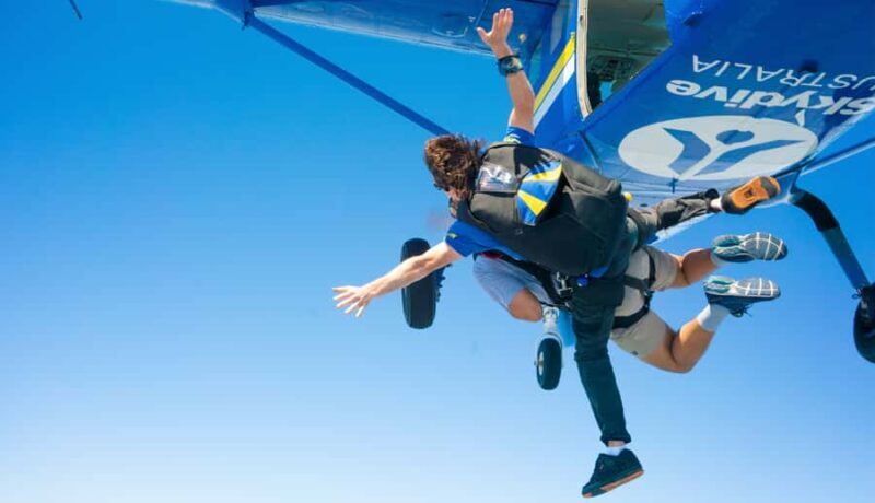 From Sydney: Tandem Skydive Experience over Newcastle Beach - Key Points  