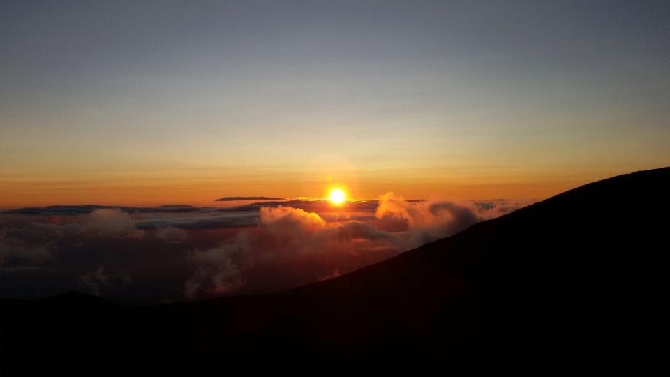 From Taormina: Etna Sunset Tour - Etnas Terrain and Exploration