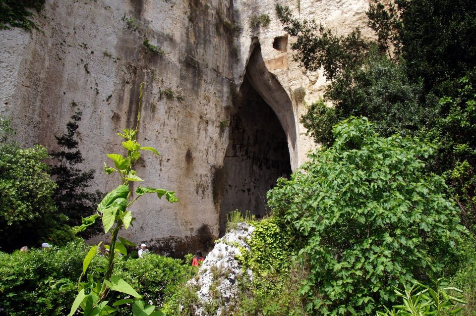 From Taormina: Syracuse and Noto Guided Day Trip by Bus - Transportation and Pickup Details