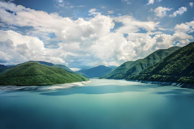 From Tbilisi Daytrip Kazbegi Gudauri & Zhinvali Guided Group Tour - Gergeti Trinity Church: An Iconic Landmark