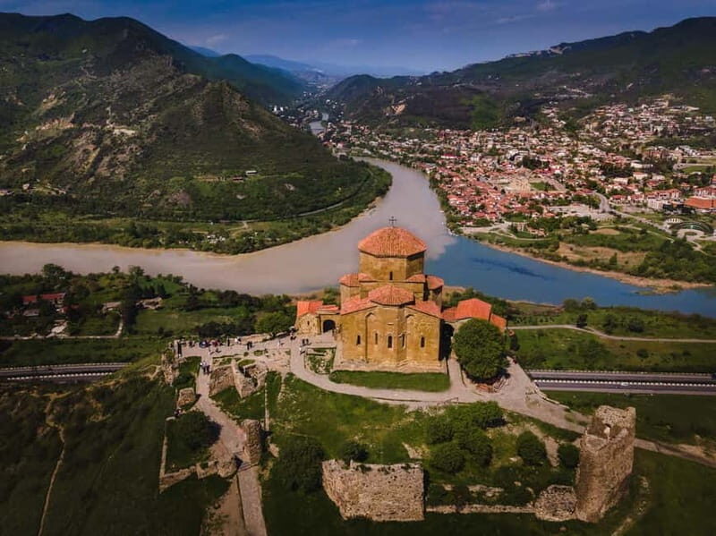 From Tbilisi: Mtskheta, Gori, and Uplistsikhe Day Trip - Exploring the UNESCO Heritage of Mtskheta