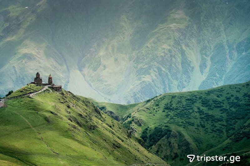 From Tbilisi to Kazbegi, Ananuri, Gudauri & Gergeti - Finishing with Local Flavors: Georgian Lunch and Return