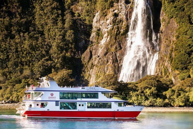 From Te Anau: Milford Sound Cruise & Glass-Roof Coach Tour - The Journey Begins: From Te Anau to Fiordland