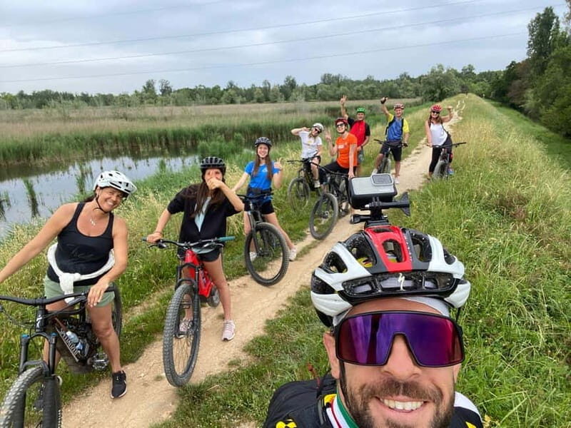 From the sea to the Apuan Alps:EBike Tour on Mount Folgorito - Exploring the Historic Heart of Massa
