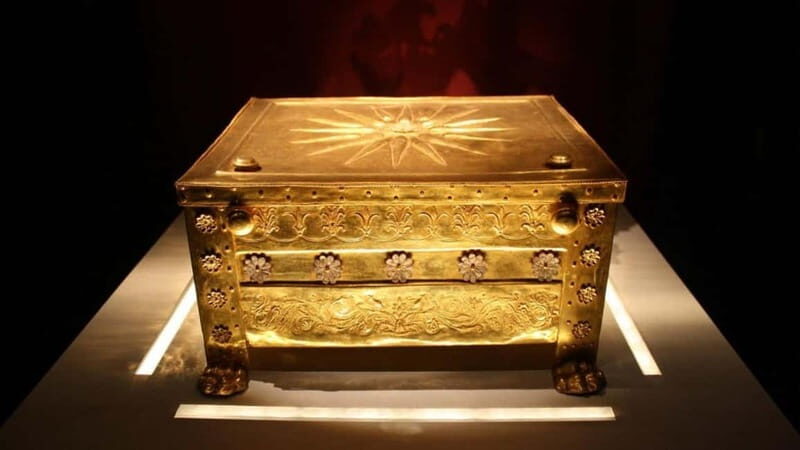 From Thessaloniki: Aigai Royal Tombs & Pella Museum Day Trip - Key Points