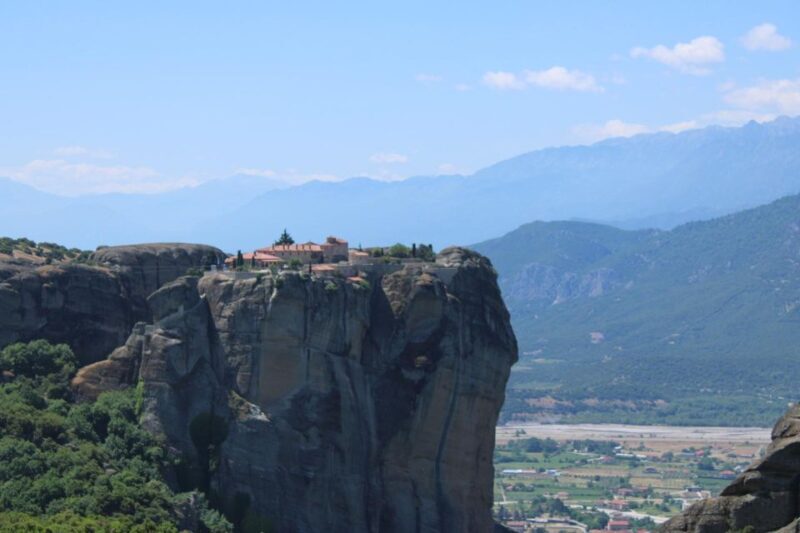 From Thessaloniki :Private driving tour to Meteora - Key Points