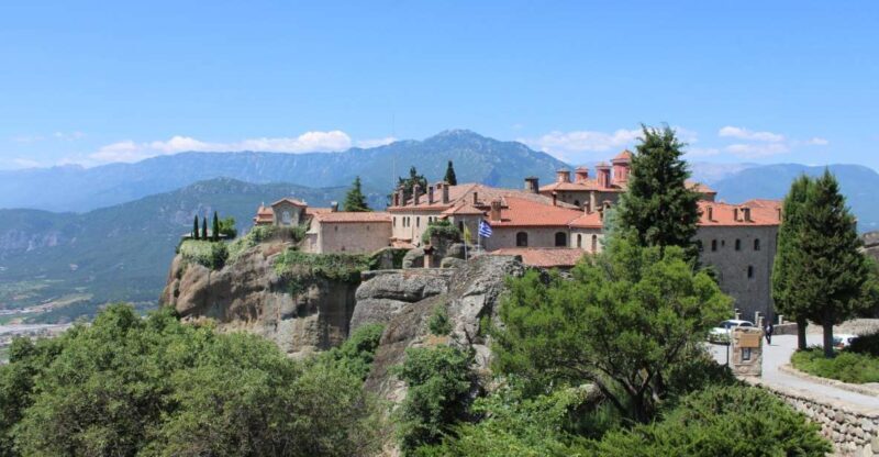 From Thessaloniki :Private driving tour to Meteora - FAQs