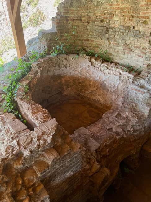 From Tirana: Funar Lake, Roman Baths and St Joan's Monastery - FAQ