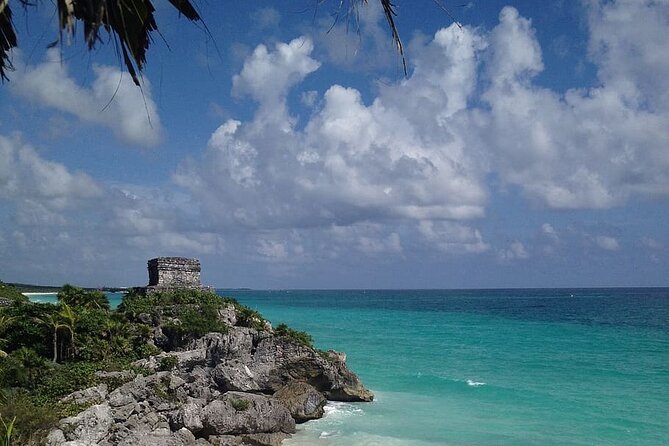 From/to Tulum BEACH-Cancun or Tulum Airport-One Way-Max 9 PAX - Included Amenities