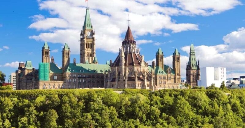 From Toronto: Montreal and Quebec 3-Day Tour - An Introduction to the Tour Experience