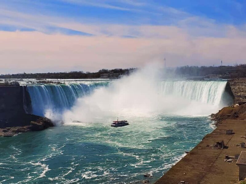 From Toronto Small-Group 7 Guests Max - Includes Boat Cruise - An In-depth Look at the Niagara Falls Small-Group Tour
