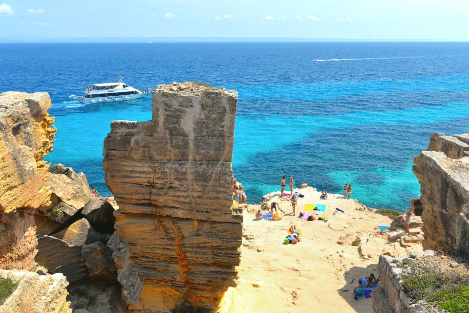 From Trapani: Cruise to Favignana and Levanzo With Lunch - Key Points