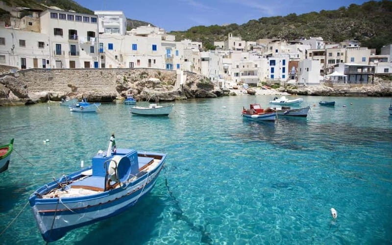 From Trapani: Full-day tour of Favignana and Levanzo with lunch and aperitif - Transition to Levanzo