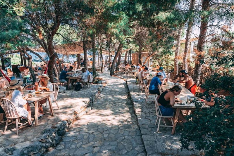 From Trogir: Blue Lagoon & olta Cruise with Lunch & Drinks - FAQ