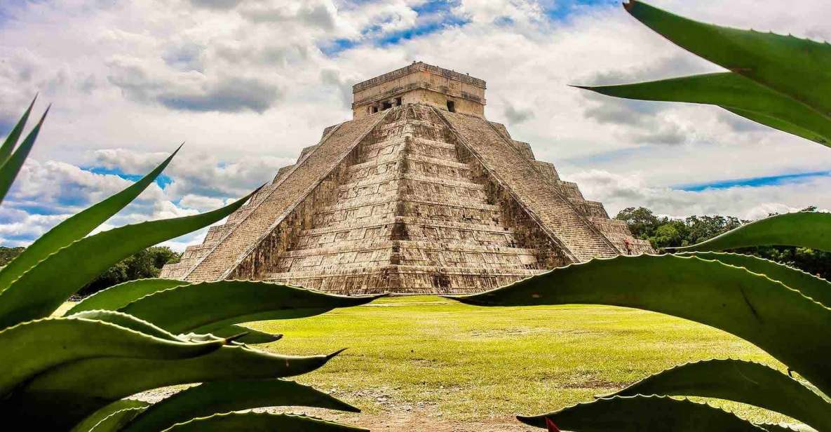 From Tulum: Chichen Itza Tour, Cenote & Valladolid - Chichén Itzá