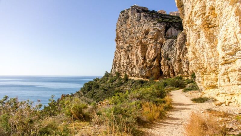 From Valencia: Cala Del Moraig Hiking & Beach Trip - Getting There