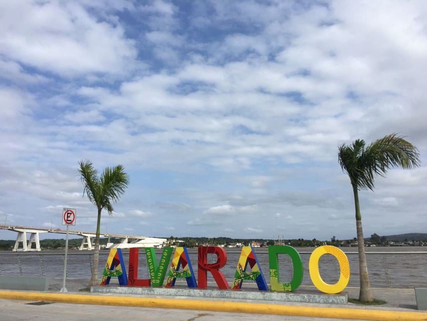 From Veracruz: Alvarado, Tlacotalpan and Agustin Lara Tour - Papaloapan River Boat Tour