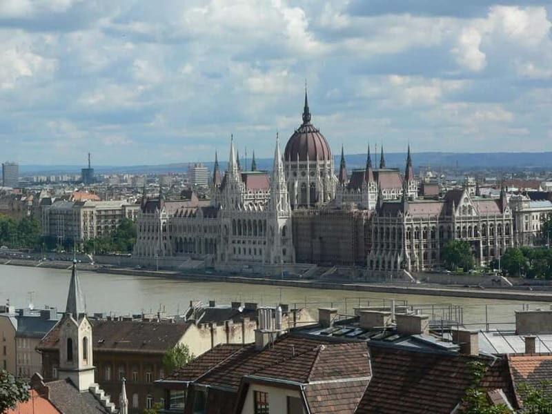 From Vienna: Bratislava and Budapest Day Tour - The Overall Experience