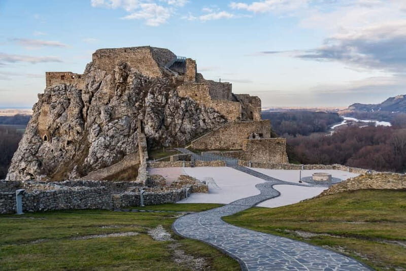 From Vienna: Bratislava& Budapest Day Tour with Photographer - FAQ