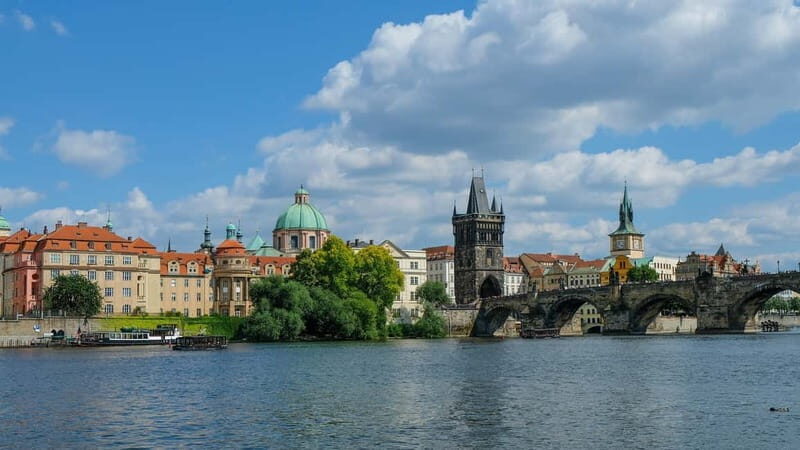 From Vienna: Full-Day Trip to Prague - An In-Depth Look at the Full-Day Prague Trip