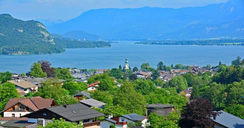 From Vienna: Melk, Salzburg, and Hallstatt Private Tour - Discovering Salzburg