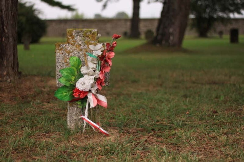 From Vienna: Private Guided Tour By Car Mauthausen Memorial - Analyzing the Experience: What You Can Expect  