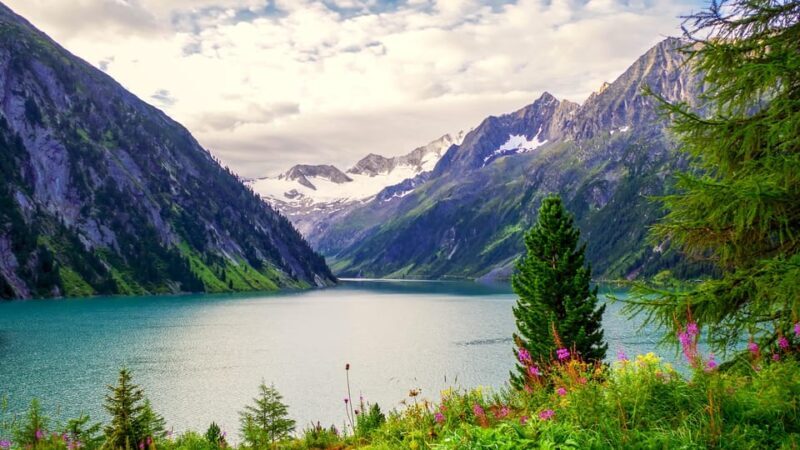 From Vienna: Private Hallstatt Day Tour - Key Points