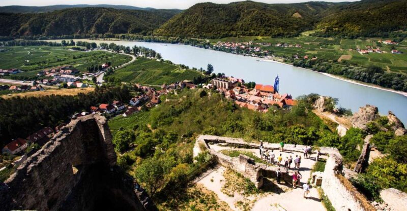 From Vienna: Wachau Valley Day Tour with Wine Tasting - What’s Included and What’s Not