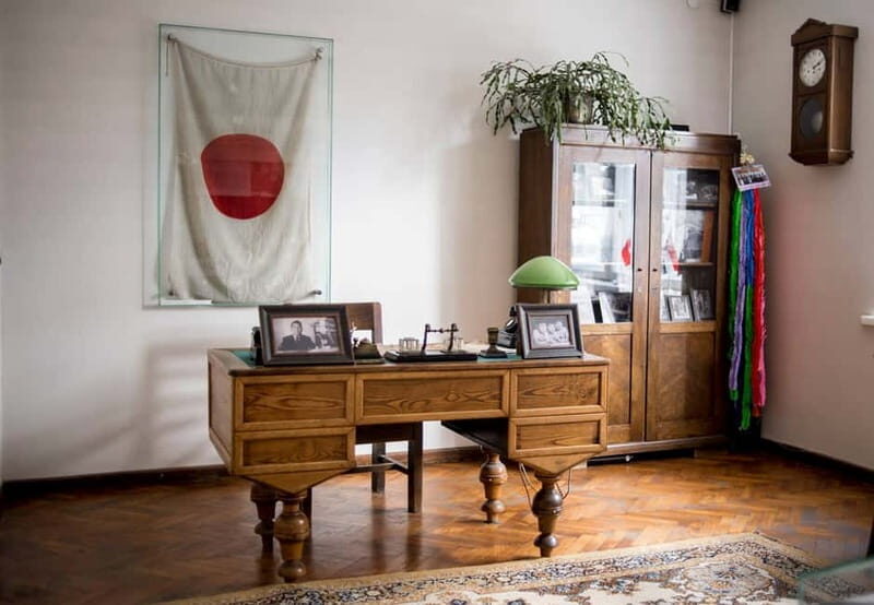 From Vilnius: Guided Jewish Heritage Day Trip to Kaunas - Exploring the Journey from Vilnius to Kaunas