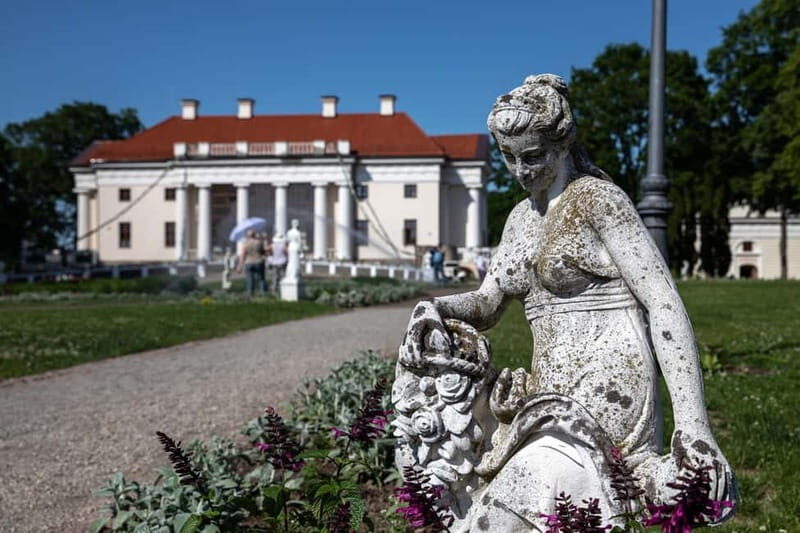From Vilnius: Hill of Crosses, Pakruojis Manor & Kernav - Key Points  